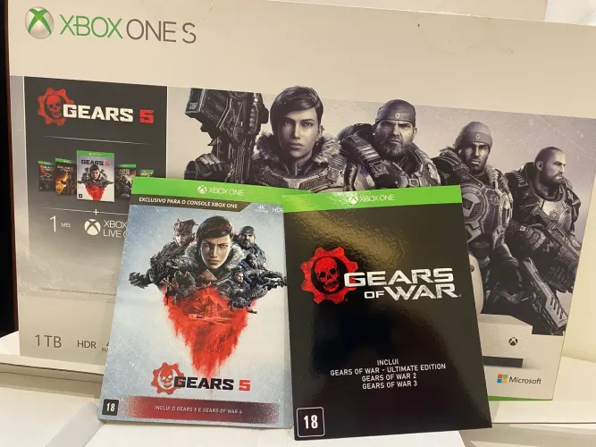 Vendo Xbox one s 1Tb edição gears (5 jogos)  