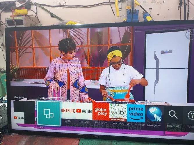 Tv 48 samsung  smart  Wi-Fi YouTube Netflix 