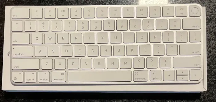 Apple Magic Keyboard com Touch ID