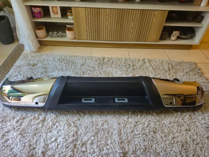 Carro Nissan Frontier 2022 Parachoque