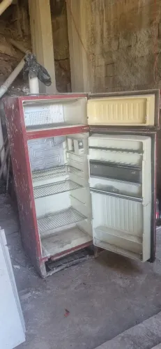 Geladeira para obra