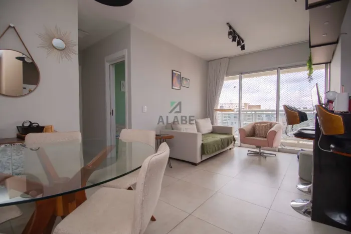 Apartamento para venda e locação em Chácara Santo Antônio com 2 quartos, sendo 1 suíte, 72
