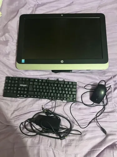 Computador acoplado HP