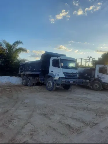 Caminhão Mercedes benz Axor 2831