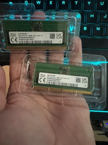Kit 16GB (2x8GB) DDR5 4800MHz SK Hynix para Notebook -Pra vender rápido