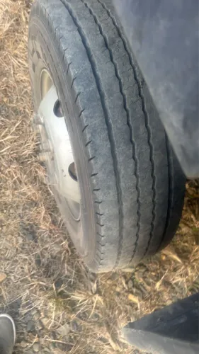 Ford cargo 816 2013, quitado pra venda baixo da fipe