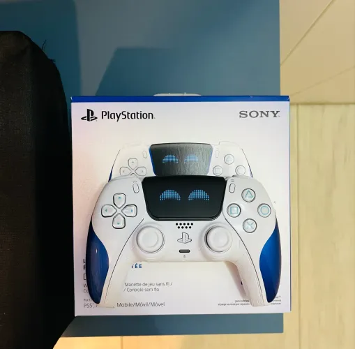 Dualsense Astro Bot