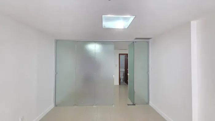 Sala Comercial para Locação - 33m² - Caminho das Árvores - Salvador - BA