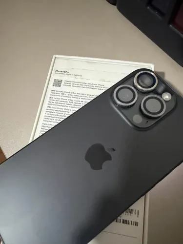 iPhone 16 pro, 512gb