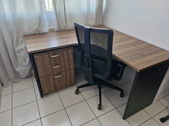 MESA ESCRITÓRIO