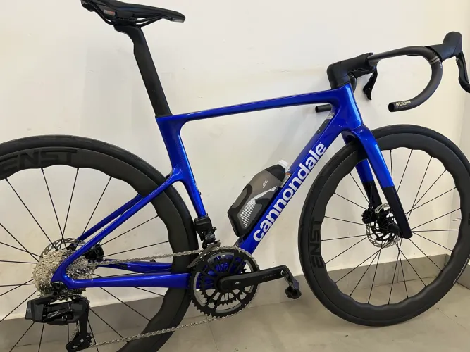 Bike de estrada Cannondale Supersix Evo 2