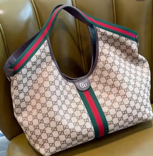 Bolsa de mão Gucci Giglio Large Tote em lona monograma Bege / Marrom Premium