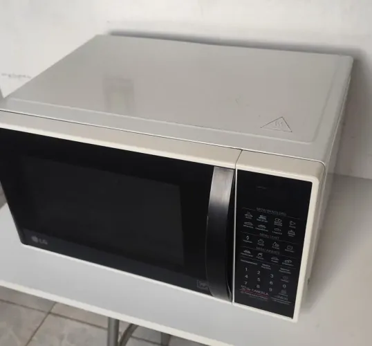 Microondas LG 30 (Garantia de 06 meses) entregamos.