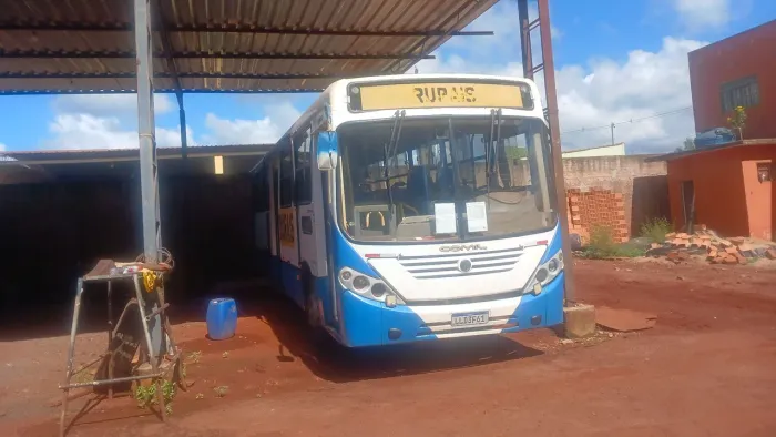 Vendo ônibus comill svelto ANO.2010