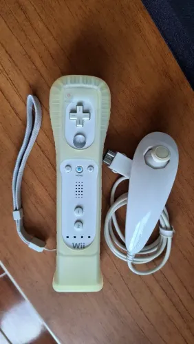 Joystick Wii + Wii Motion Plus + Nunchuk + Controle classic