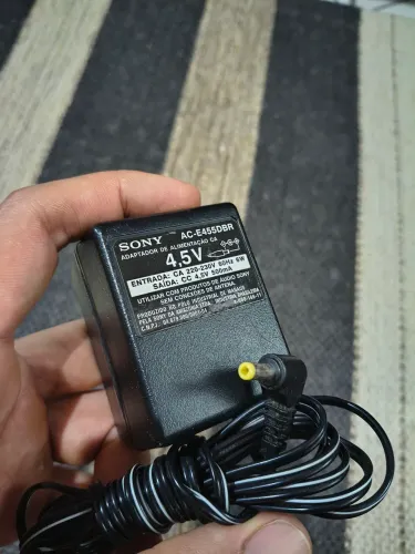 Fonte de energia para discman Sony 4.5v - 220-230v
