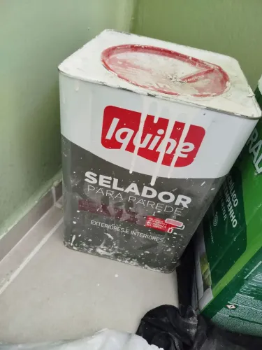 Selador Iquine metade da lata de 16L
