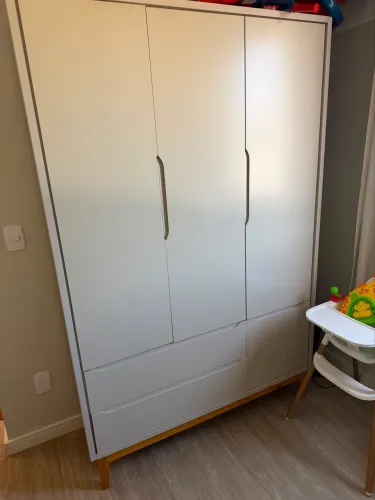 Guarda roupa