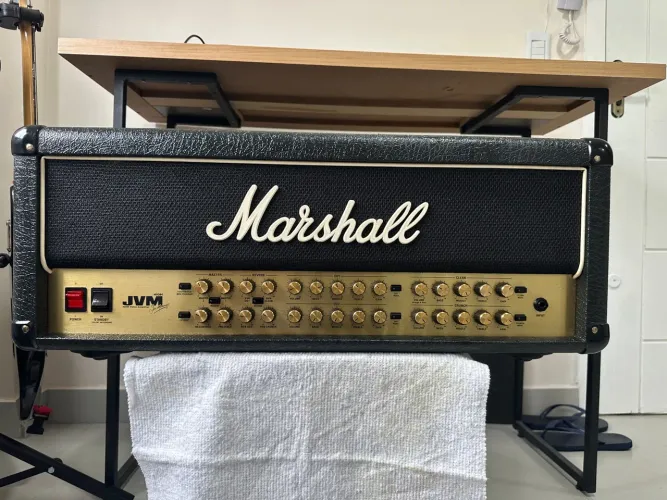 Cabeçote amplificador Marshall JVM410H