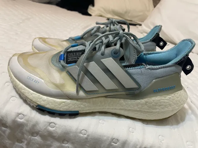 Tênis Adidas Ultraboost 