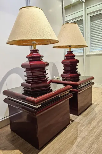 Conjunto Par de Abajur Della Robbia antigo e par de mesa lateral