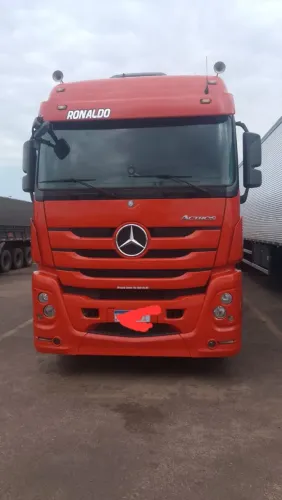 Vendo caminhão Mercedes benz actros 2546