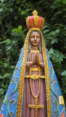 Nossa Senhora Aparecida. Detalhada