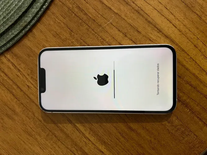 iPhone 14 128gb, 91% de bateria. Tela já trocada !!