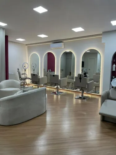 Salão de Beleza Montado à Venda | Office Life Ecoville | Pronto para Trabalhar