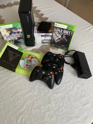 Xbox 360 Desbloqueado RGH + Bad Update + Jogos Originais - Excelente Estado! ?
