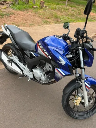 HONDA TWISTER - 2022
