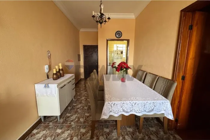Apartamento com 81 m² à venda no Centro de Franca-SP