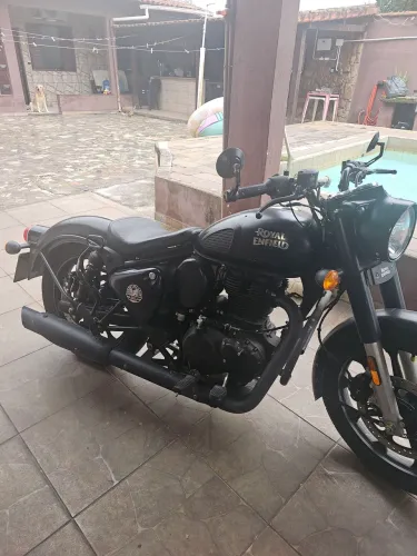 Vendo moto Royal Enfield
