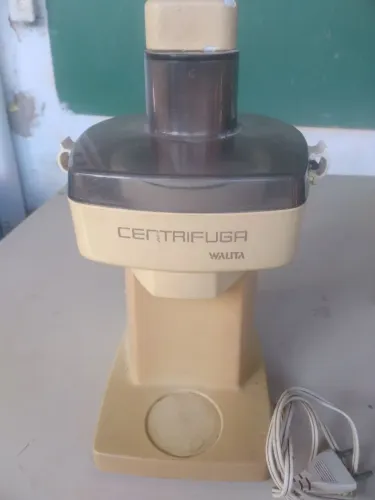 Vendo centrífuga antiga, década de 70.