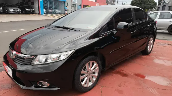 Honda Civic Sedan LXS 1.8/1.8 Flex 16V Aut. 4P 2014
