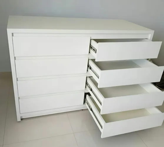 Cômoda De Oito Gavetas L 1.10 M