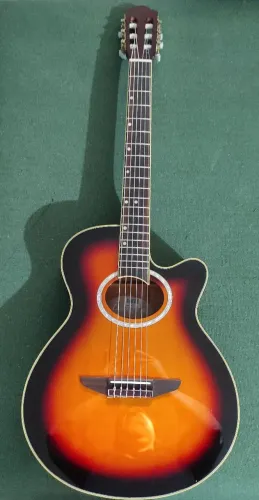 Violão de nylon da marca Benson