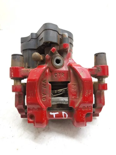 Cavalete Traseiro Direito Vw Jetta Gli 2.0 2020 5q0615406fe