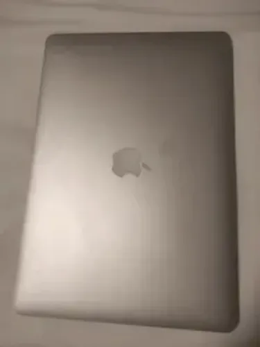Macbook Pro 15' A1286 2015 Core 17 16gb 2100gb 1600gb 1536gb 60hz 2880x (Usado)