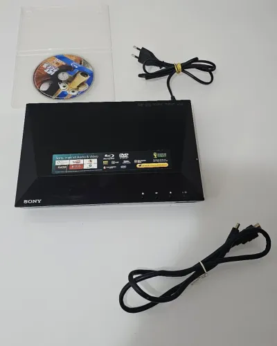 Blu-ray Disc Player Sony BDP-S1100 + Cabo HDMI + Filme Brinde (Funcionando)