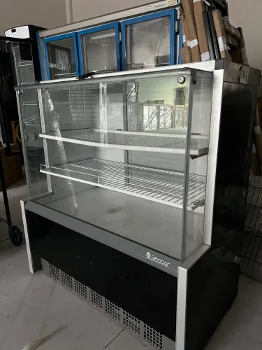 Balcão vitrine refrigerada 1.10m 