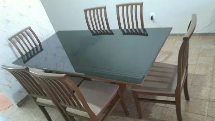 Mesa Jantar semi- Nova 6 Cadeiras
