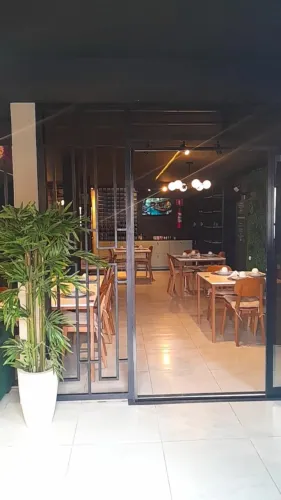 Restaurante e Cafeteria totalmente equipado em Bananeiras. Aceita imóvel no pagamento