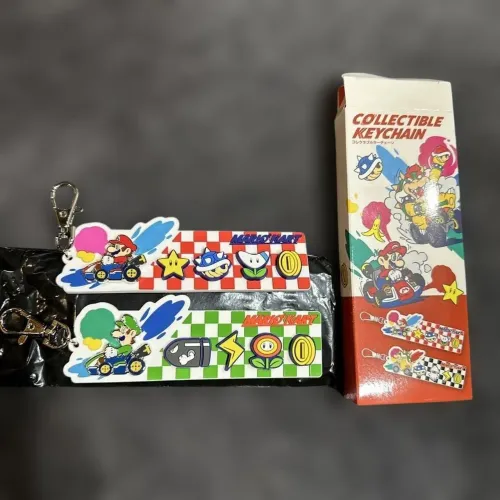 Chaveiros ORIGINAIS Mário e Luigi -  JAPÃO 
