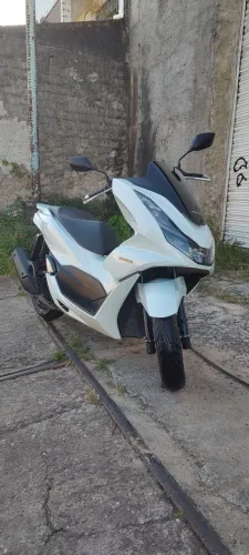 PCX 160 ano 2024