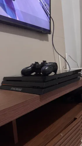 PS4 PRO EDIÇÃO ESPECIAL STAR WARS