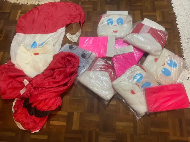Vendo BIRUTAS DE PAPAI NOEL E COLORIDAS PARA SEU COMÉRCIO E DE NATAL
