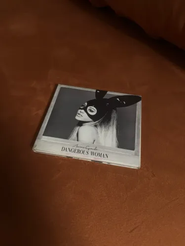 CD Ariana Grande - Dangerous Woman