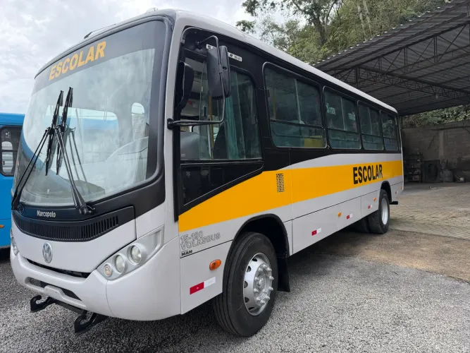 ÔNIBUS VW 15.190 ANO 2014 impecável BAIXO KM 131.000 48 LUGARES 