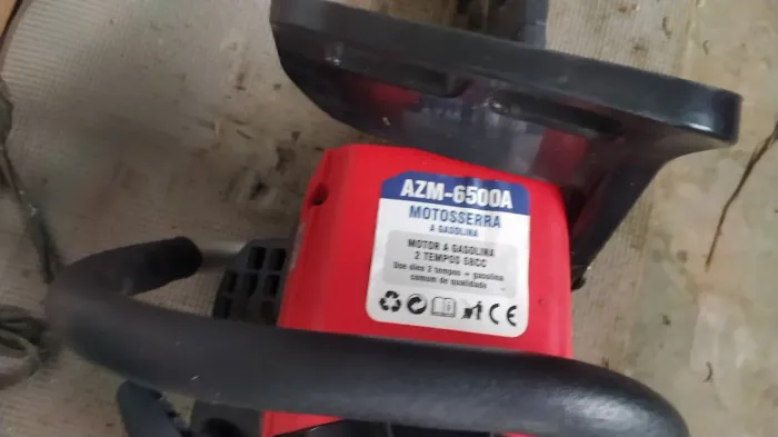 Moto serra marca Azen mod AZM 6500 muito potente
